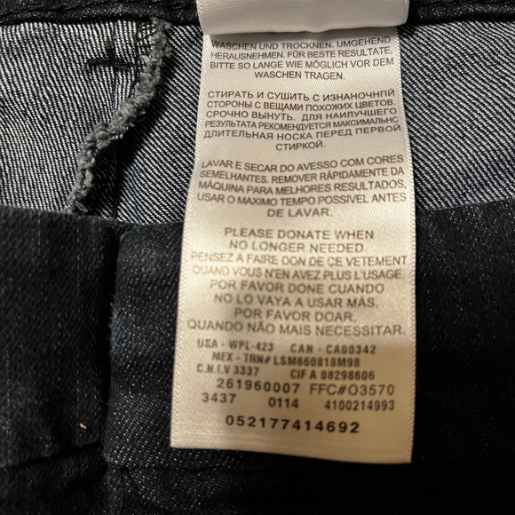 Docker’s Capri/Crop Pants - Navy Blue denim - Size 14 - Picture 3 of 3